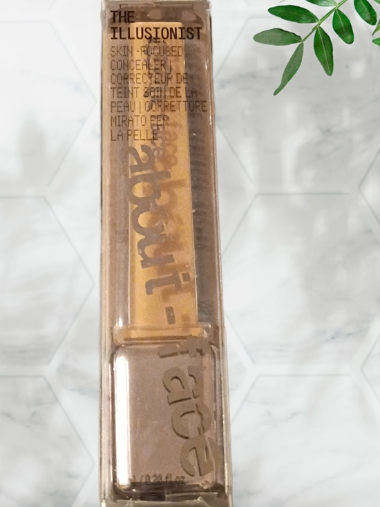 about face Other - about face The Illusionist Skin-Focused Concealer - MD1 Olive